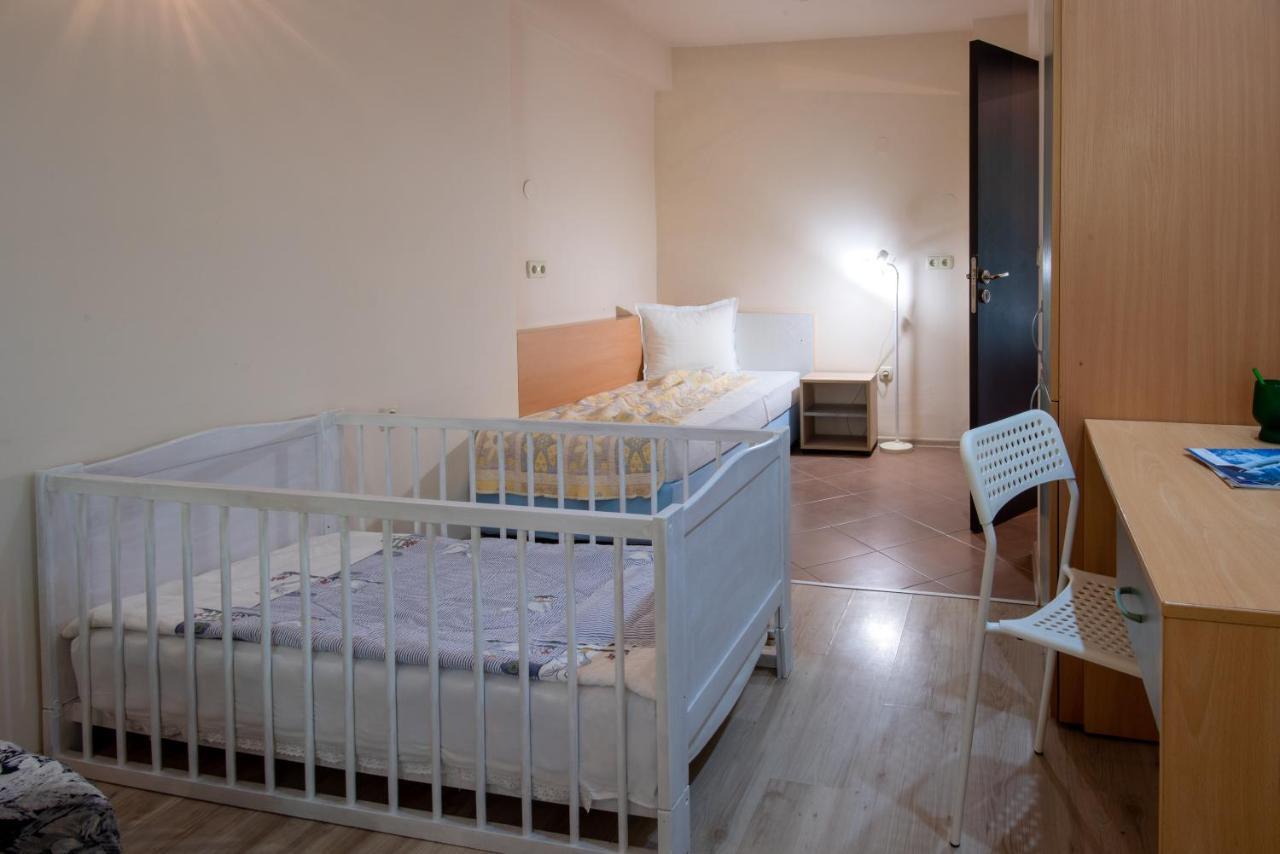 Ariana Hotel Kiten  Kültér fotó