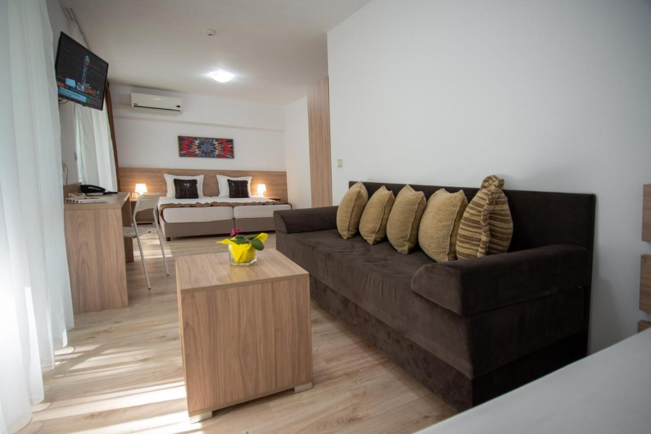 Ariana Hotel Kiten  Kültér fotó