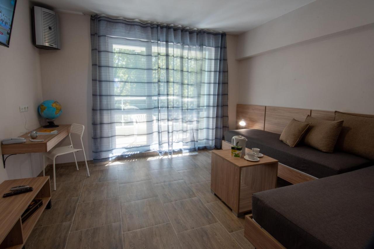 Ariana Hotel Kiten  Kültér fotó