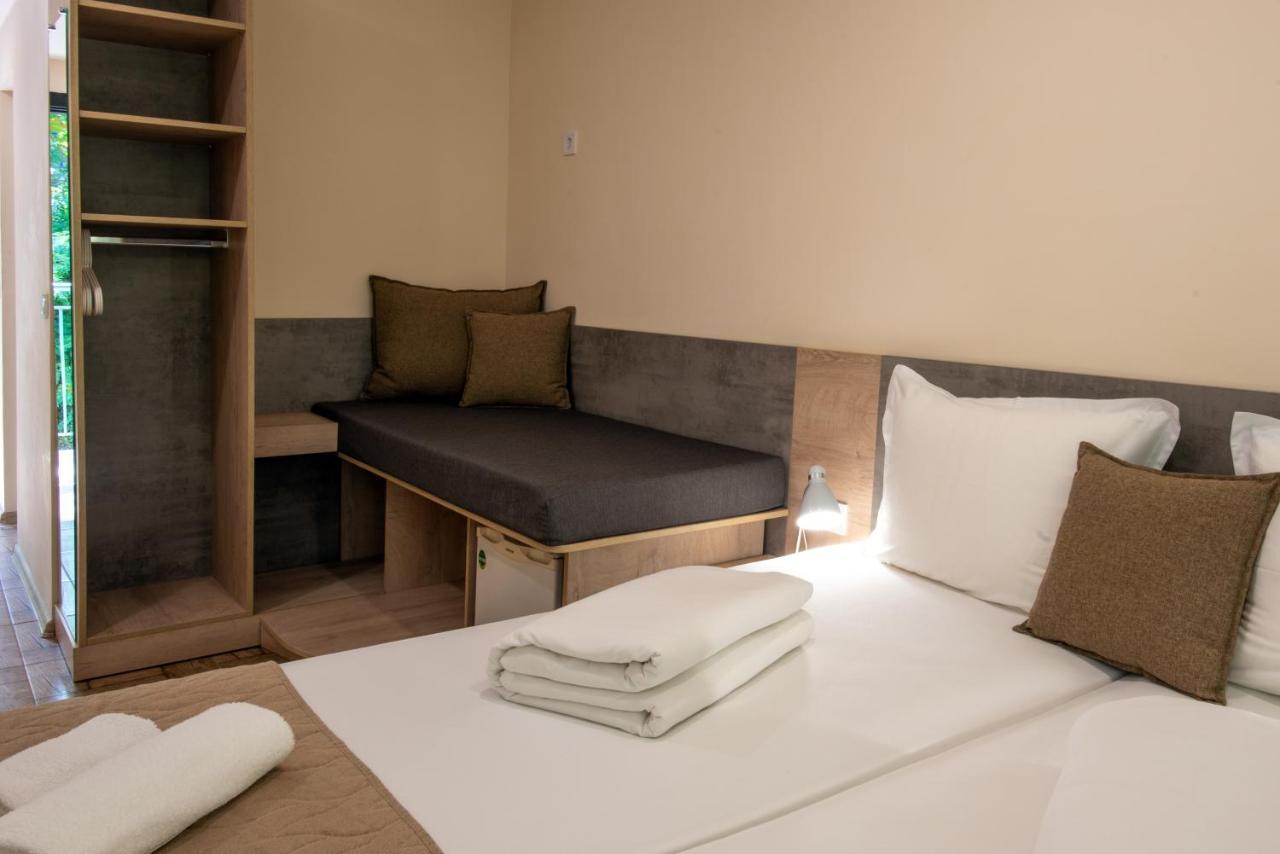 Ariana Hotel Kiten  Kültér fotó