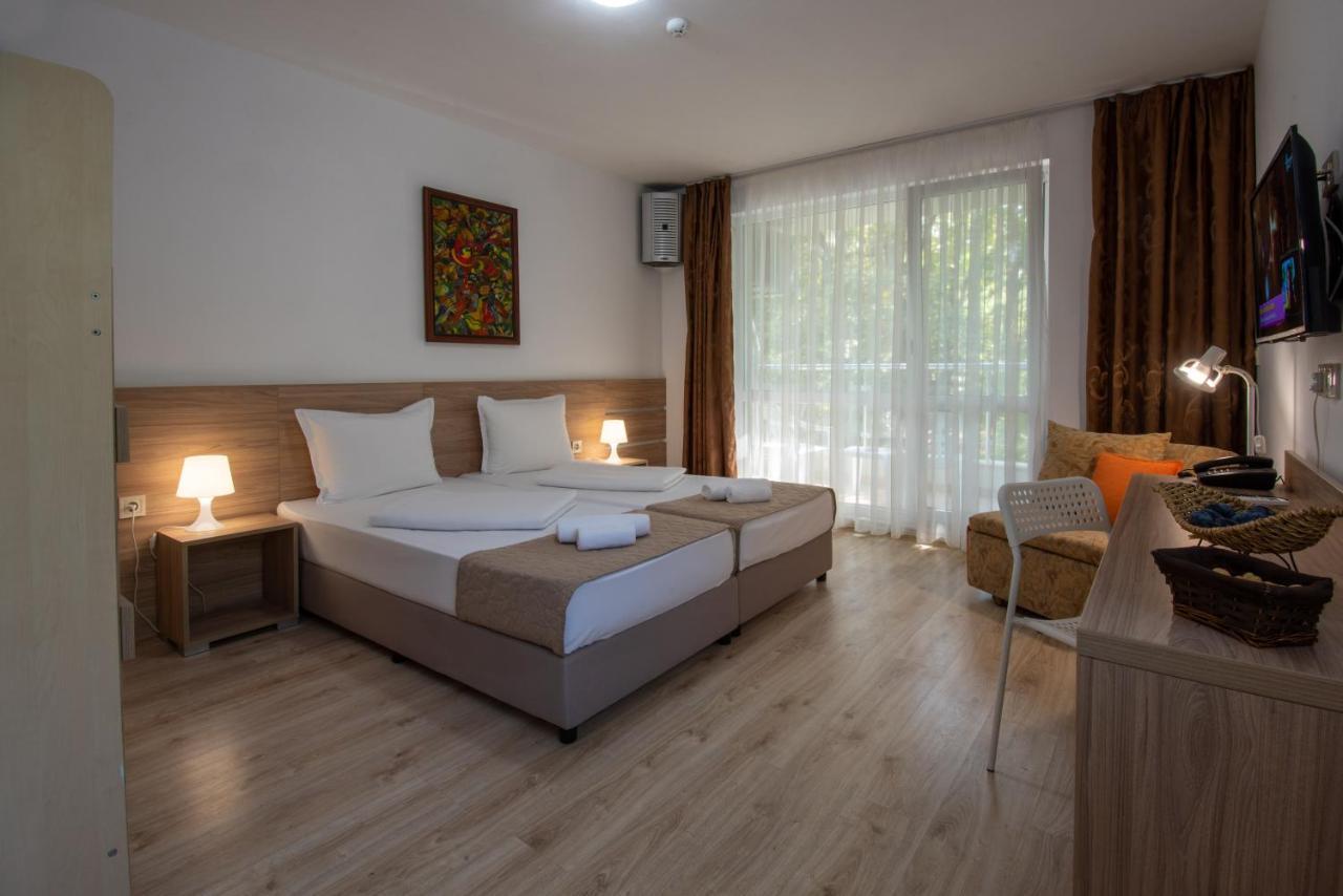 Ariana Hotel Kiten  Kültér fotó